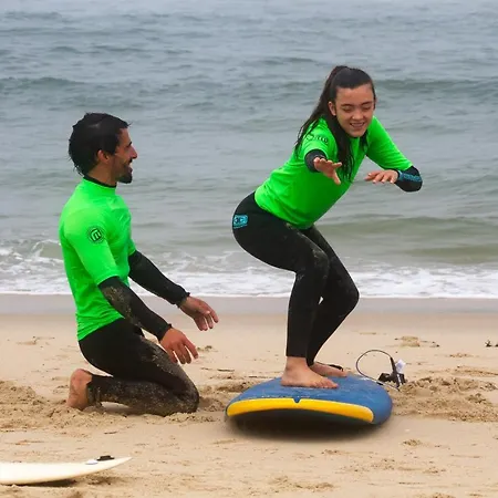 Mahalo Surf Camp *
